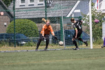 Bild 250 - wBJ SV Henstedt Ulzburg - TuS Rotenhof : Ergebnis: 12:0